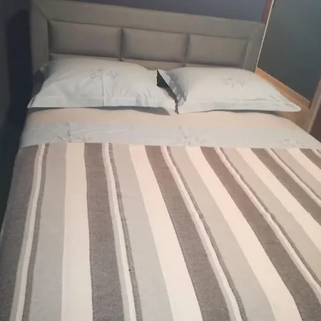 Apartments With Wifi Split - 16009 3* Сплит