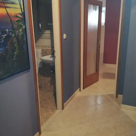 Apartments With Wifi Split - 16009 Гостевой дом 3*